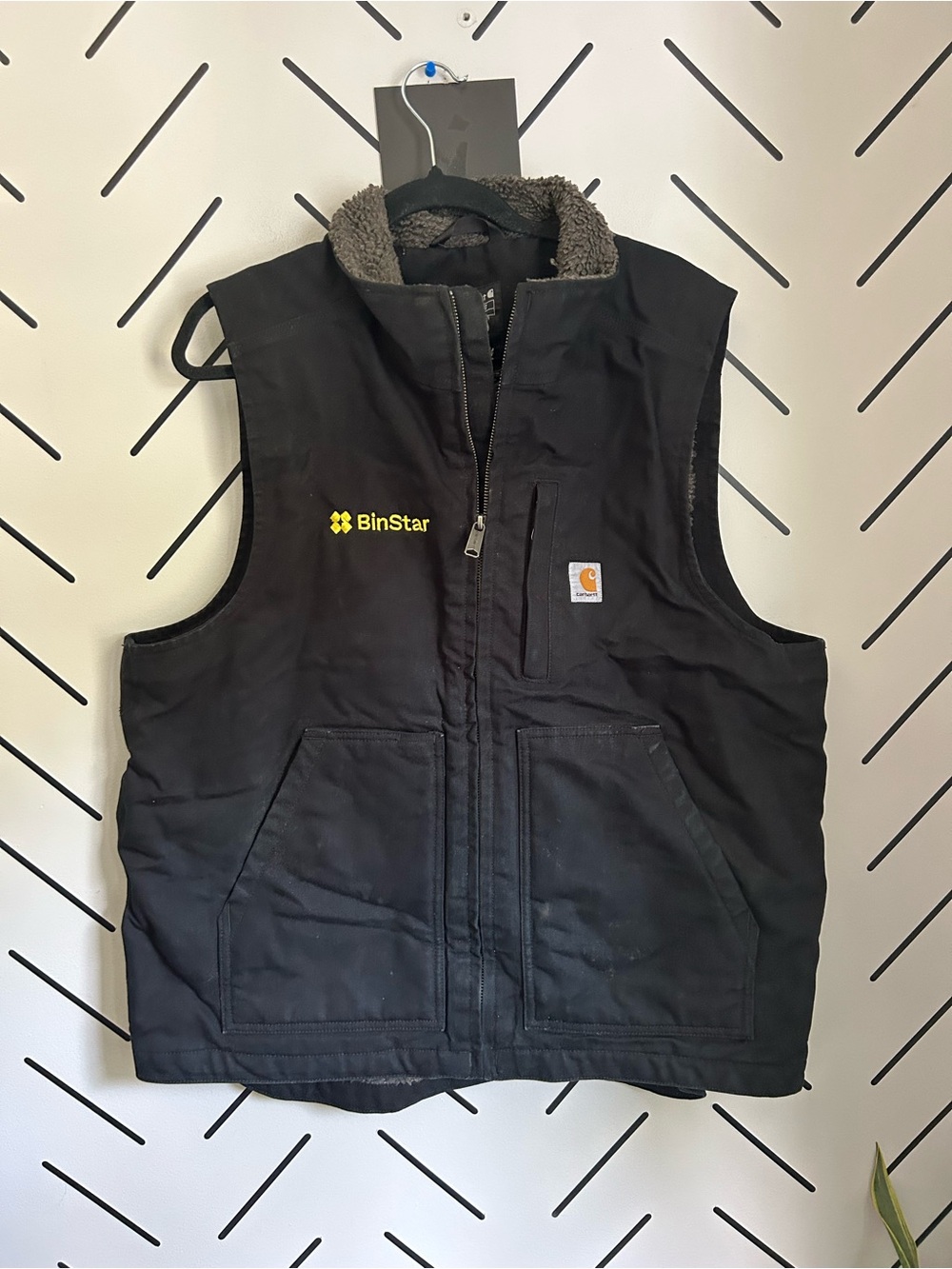 black Carhartt washed duck sherpa-lined mock-neck vest loose fit